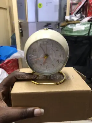 Metal Stand Desk Clock