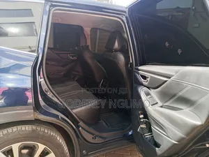 Subaru Forester Limited AWD 2019 Blue