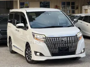 Toyota Esquire 2.0 FWD (7 seater) 2019 Pearl