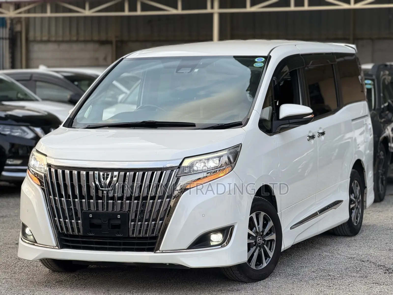 Toyota Esquire 2.0 FWD (7 seater) 2019 Pearl