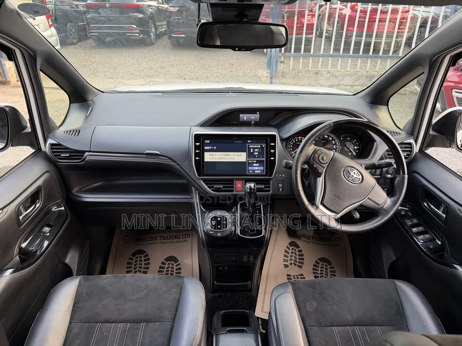 Toyota Esquire 2.0 FWD (7 seater) 2019 Pearl