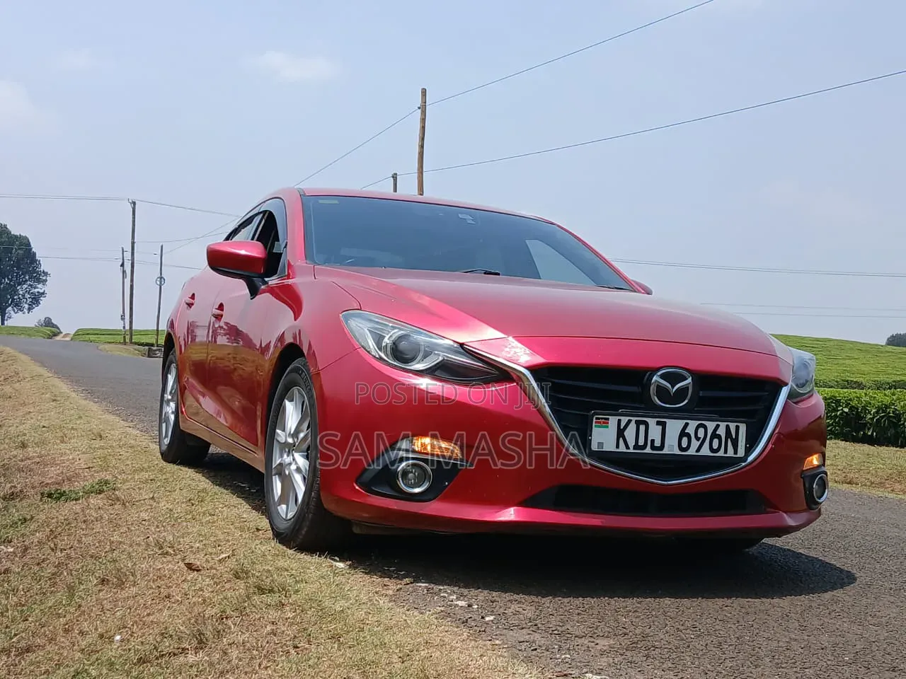 Mazda Axela 2015 Red