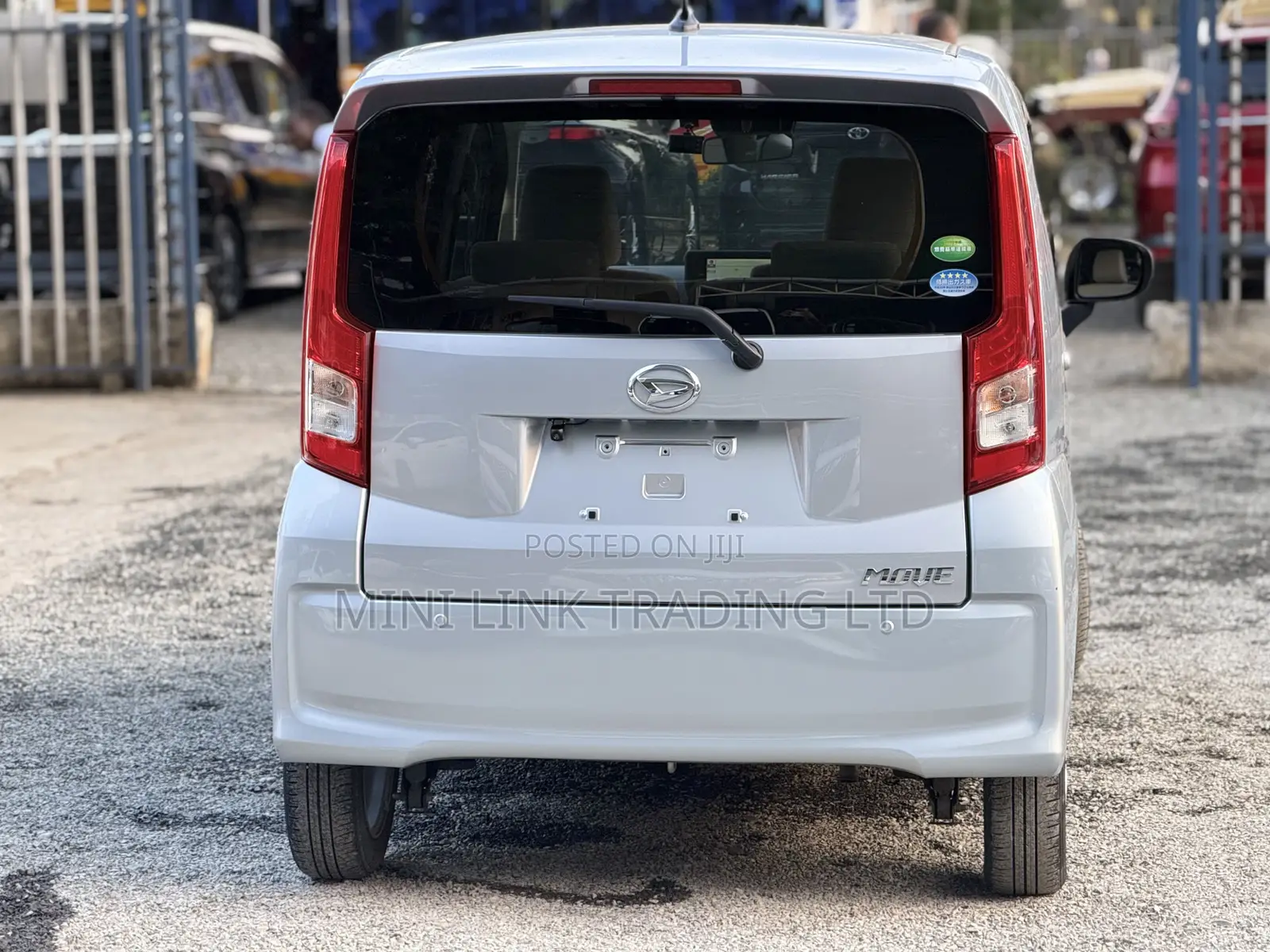 Daihatsu Move 2021 Silver