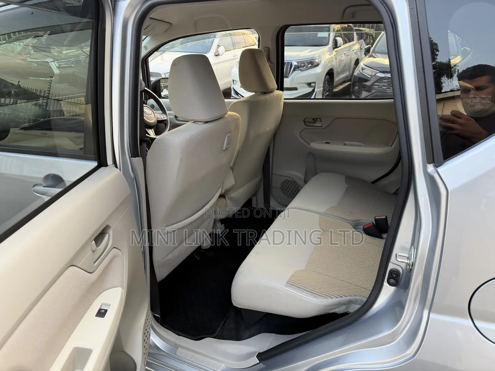 Daihatsu Move 2021 Silver
