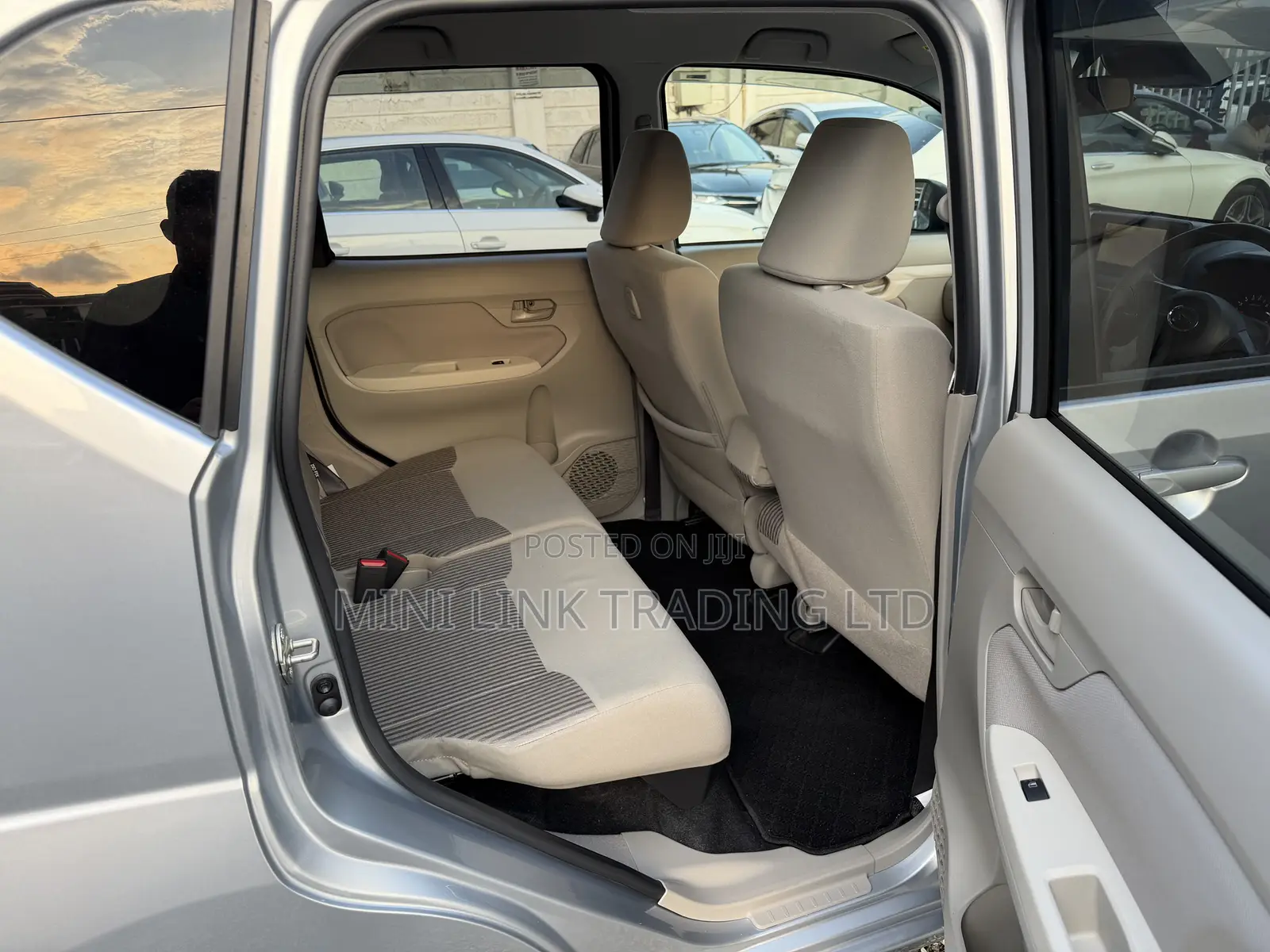 Daihatsu Move 2021 Silver