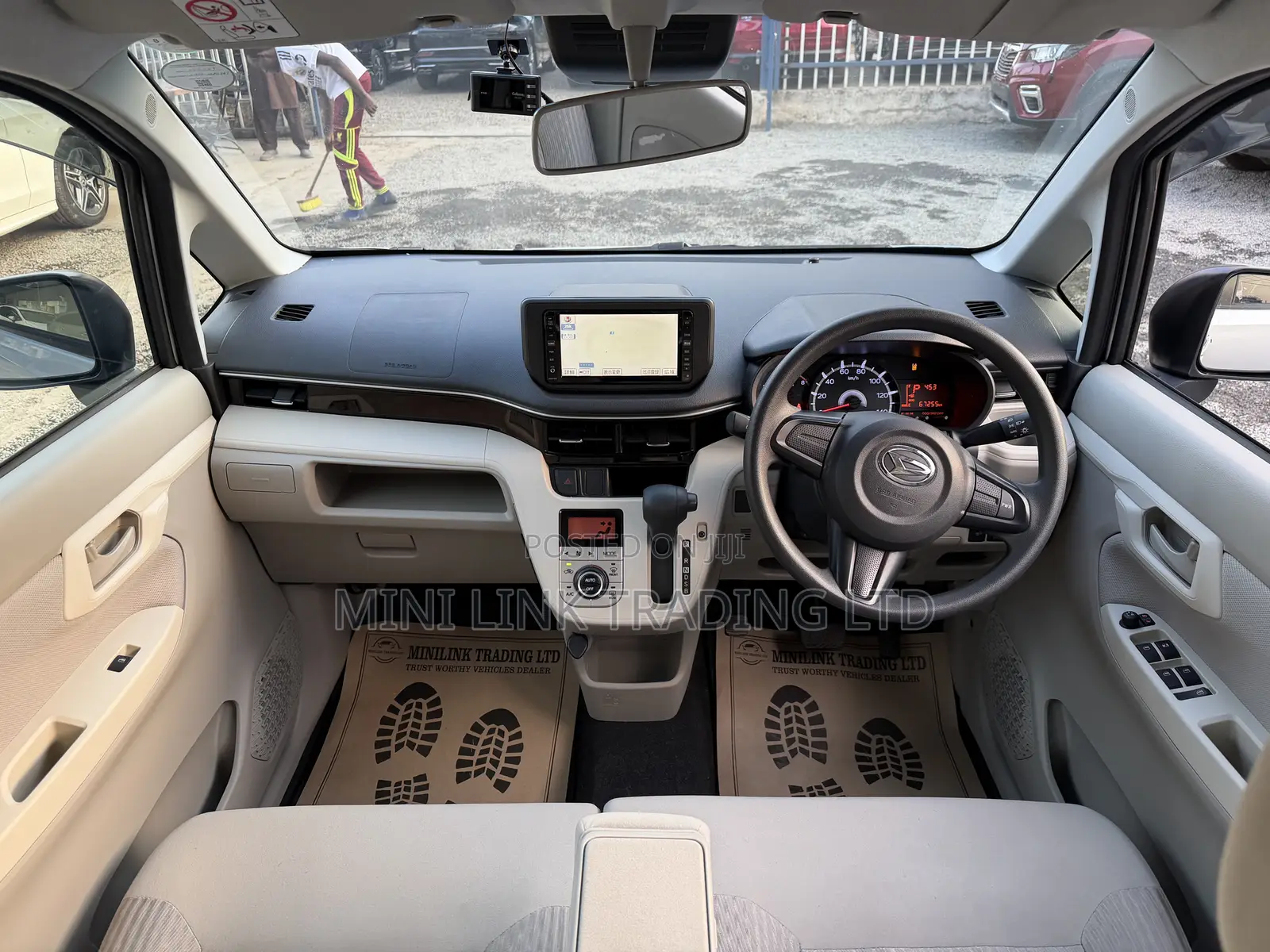 Daihatsu Move 2021 Silver