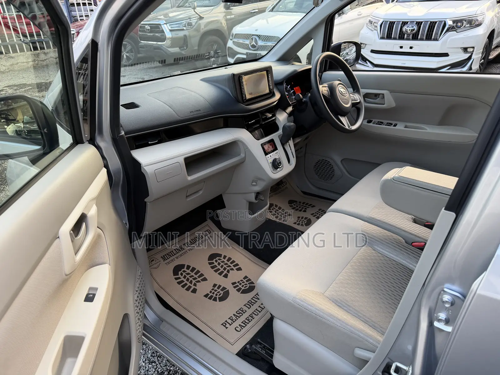 Daihatsu Move 2021 Silver