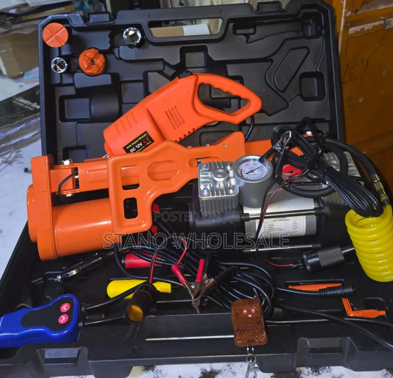 Car Jack and 2 Cylinder Compressor