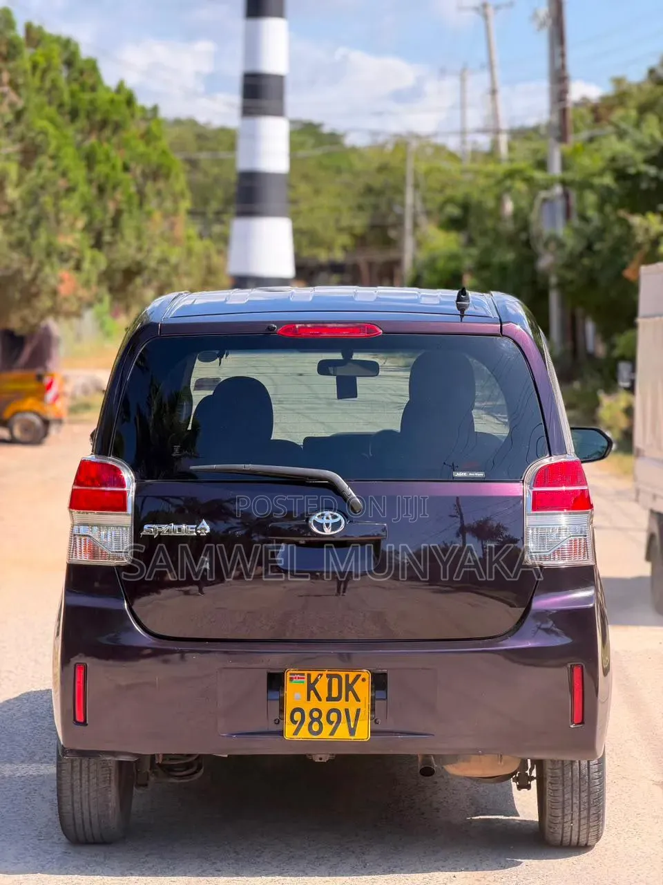 Toyota Spade 1.5 2016 Pink