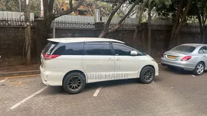 Toyota Estima 2008 White