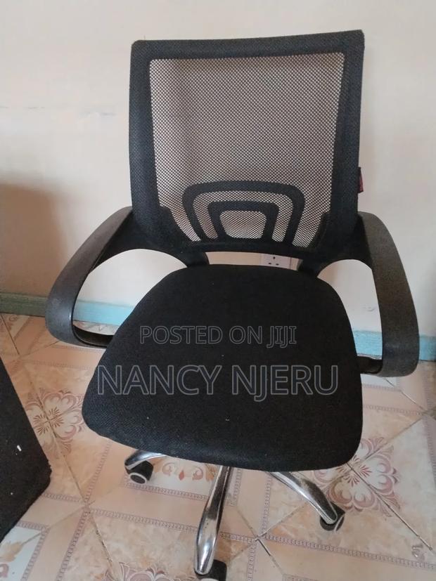 Office Table and Chair - thumbnail 4