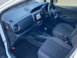 Toyota Vitz 1.5 FWD Hybrid 5dr 2019 White