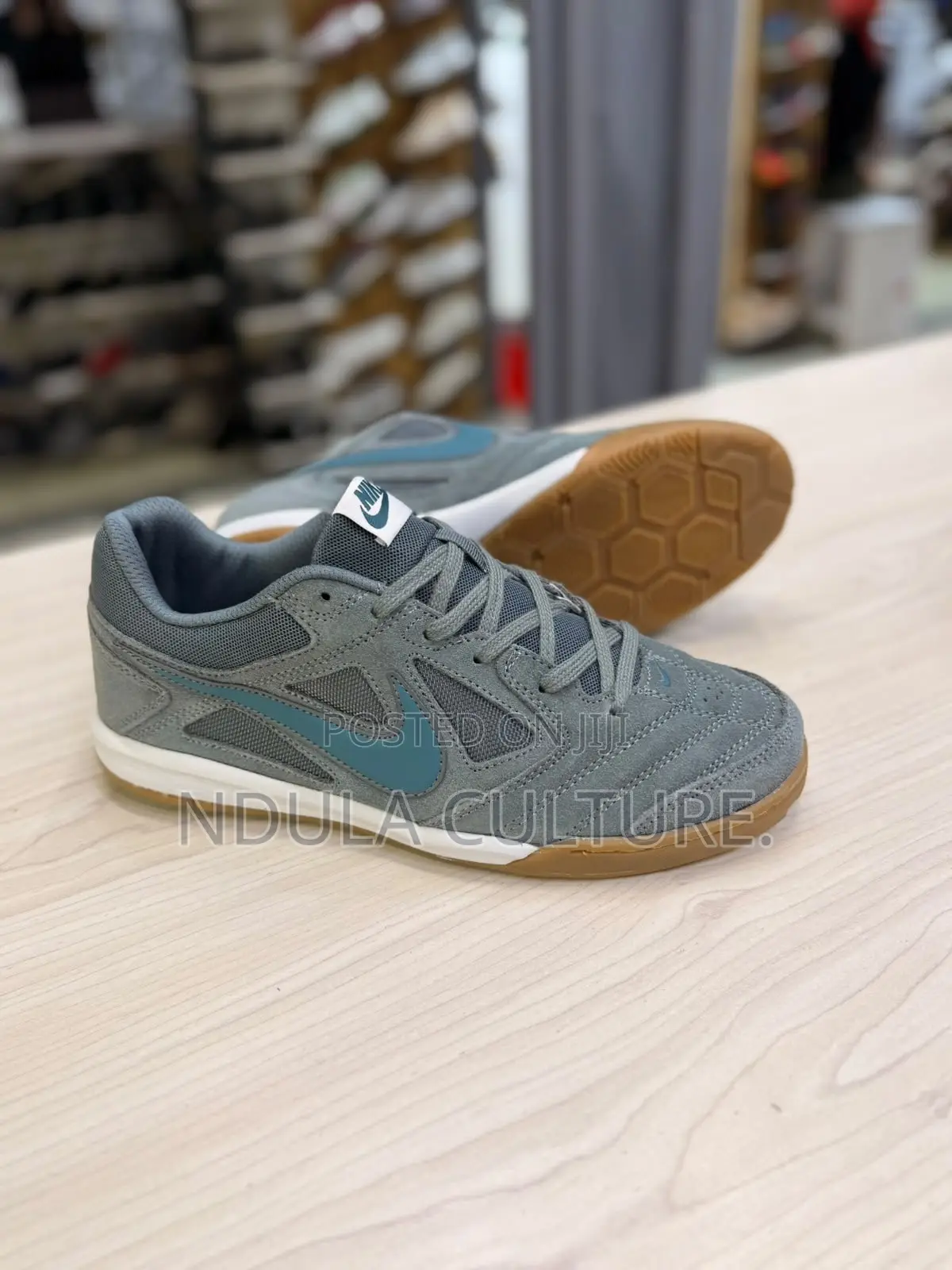 Nike Gato Sneakers