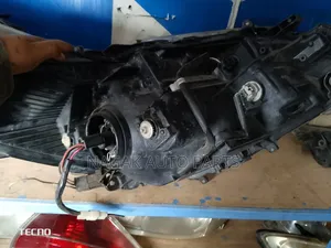 Vitz 2015 Headlight Non Xenon