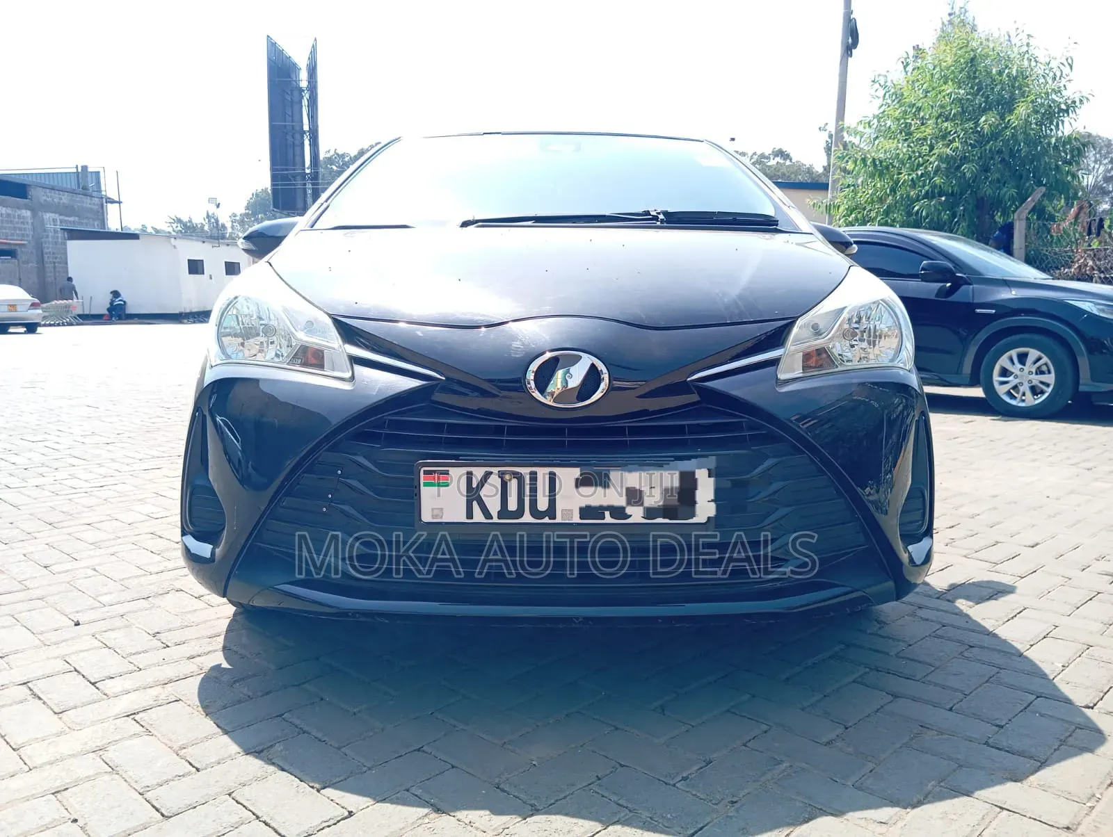 Toyota Vitz 1.0 FWD 5dr 2018 Black
