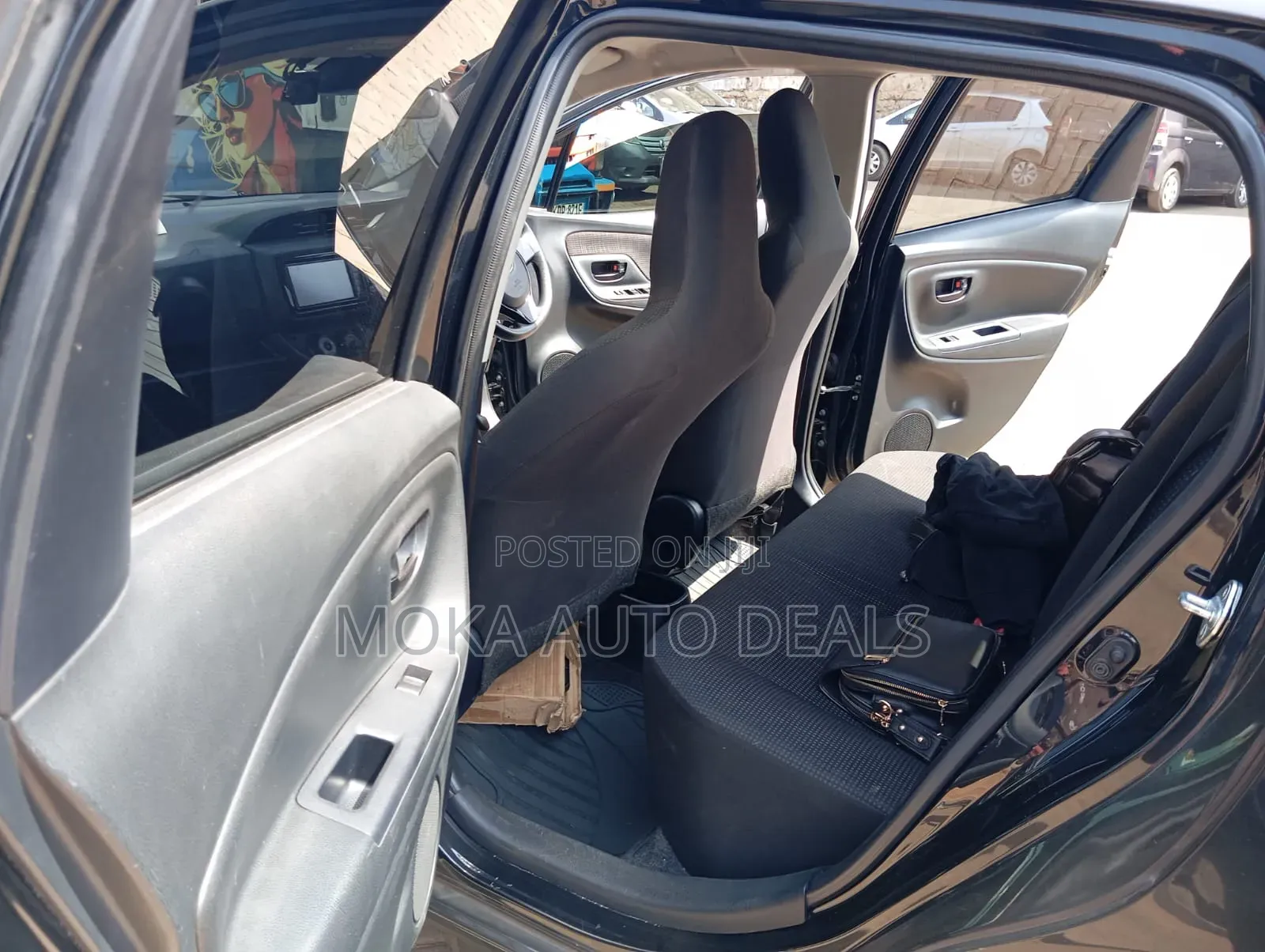 Toyota Vitz 1.0 FWD 5dr 2018 Black
