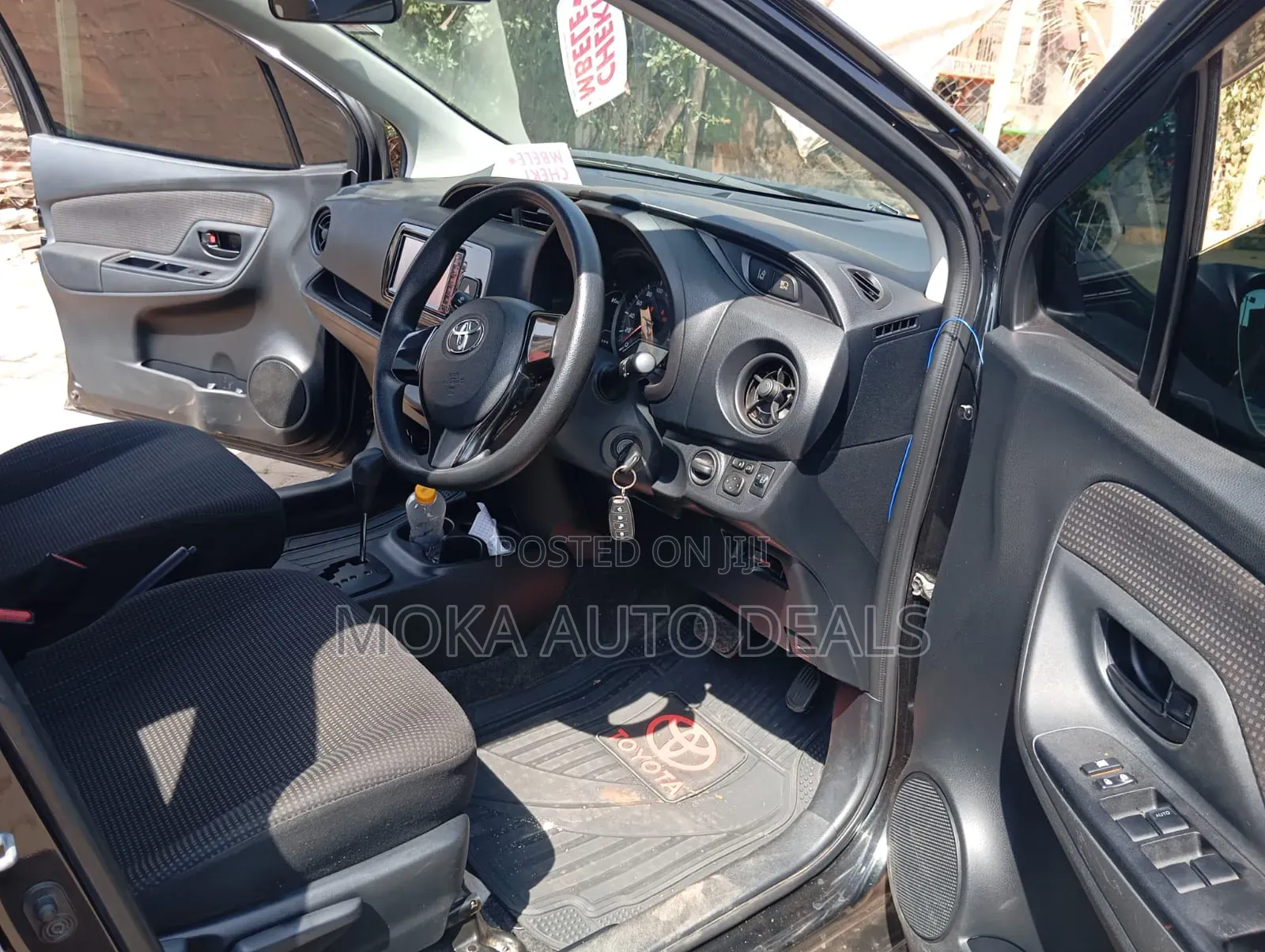 Toyota Vitz 1.0 FWD 5dr 2018 Black
