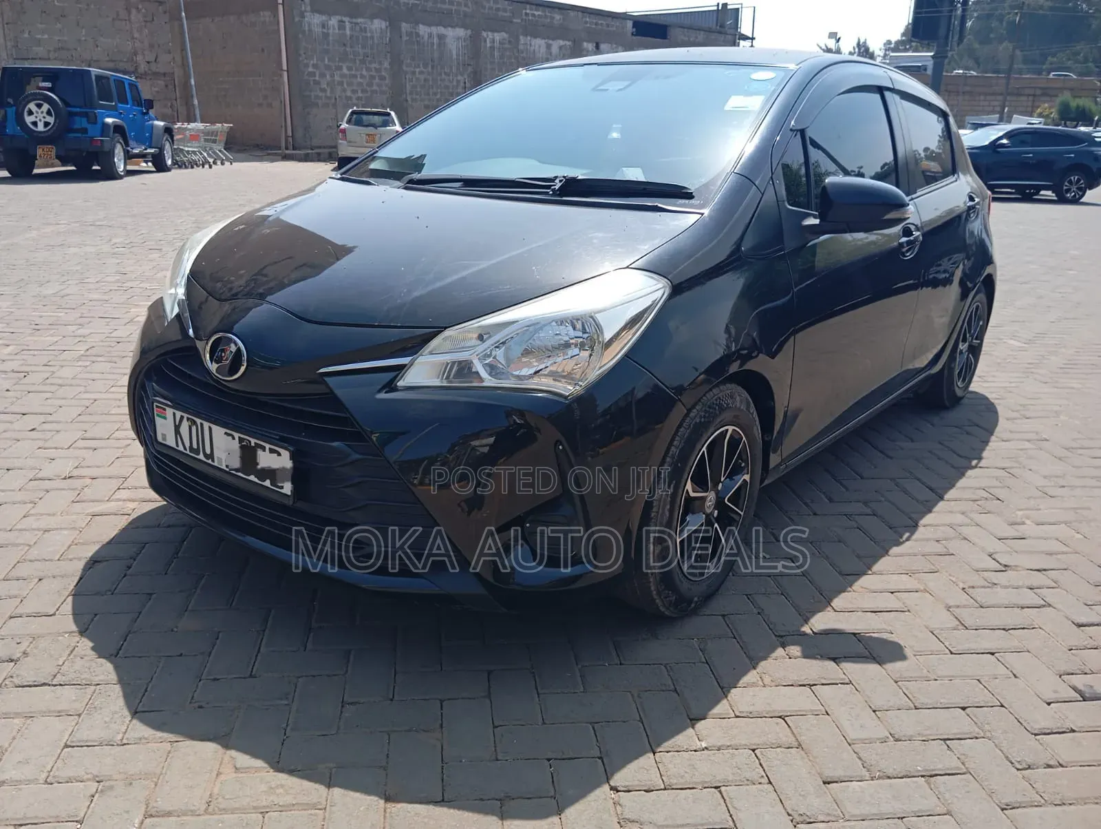 Toyota Vitz 1.0 FWD 5dr 2018 Black