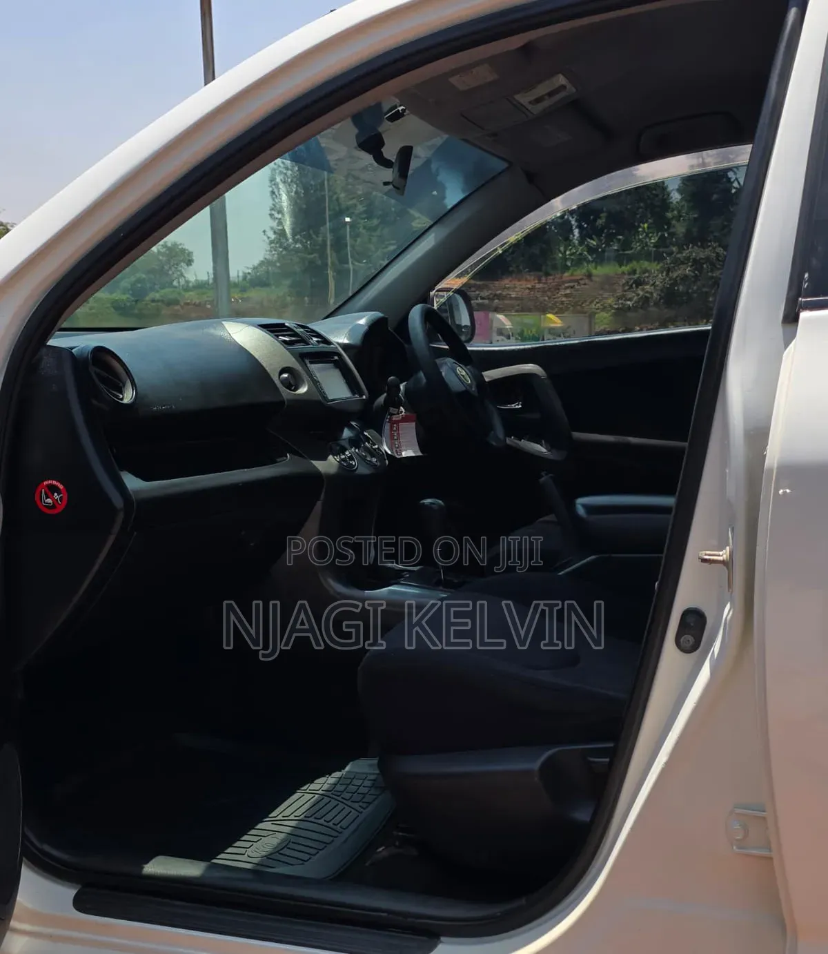 Toyota RAV4 2009 White