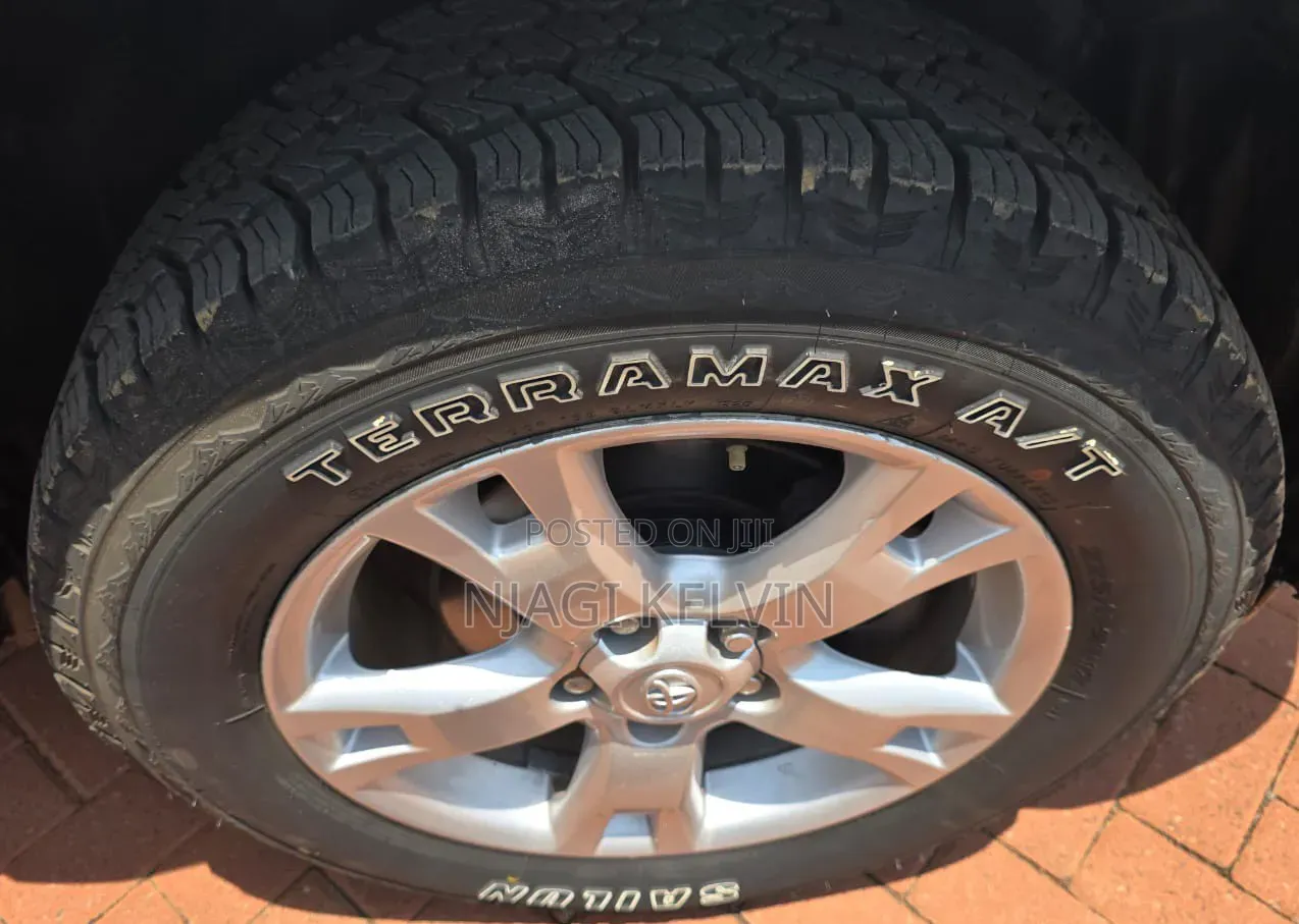 Toyota RAV4 2009 White