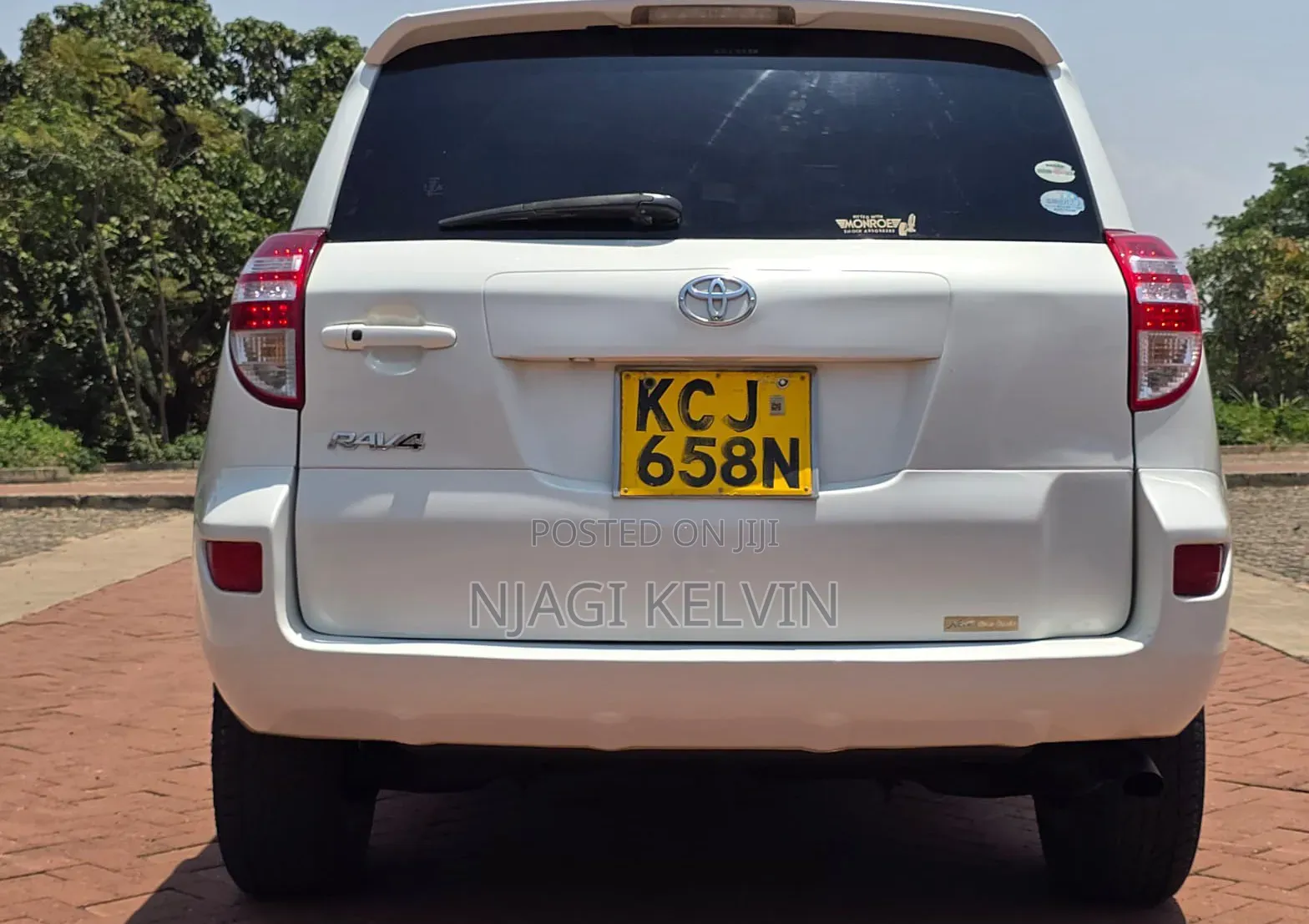 Toyota RAV4 2009 White