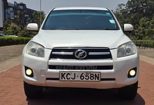 Toyota RAV4 2009 White