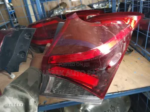 Toyota Auris 2014 Taillight