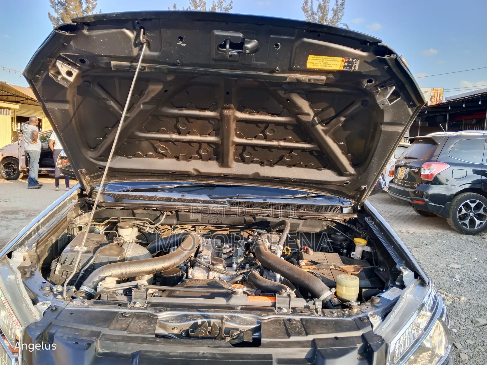 Isuzu D-MAX 2014 Gray