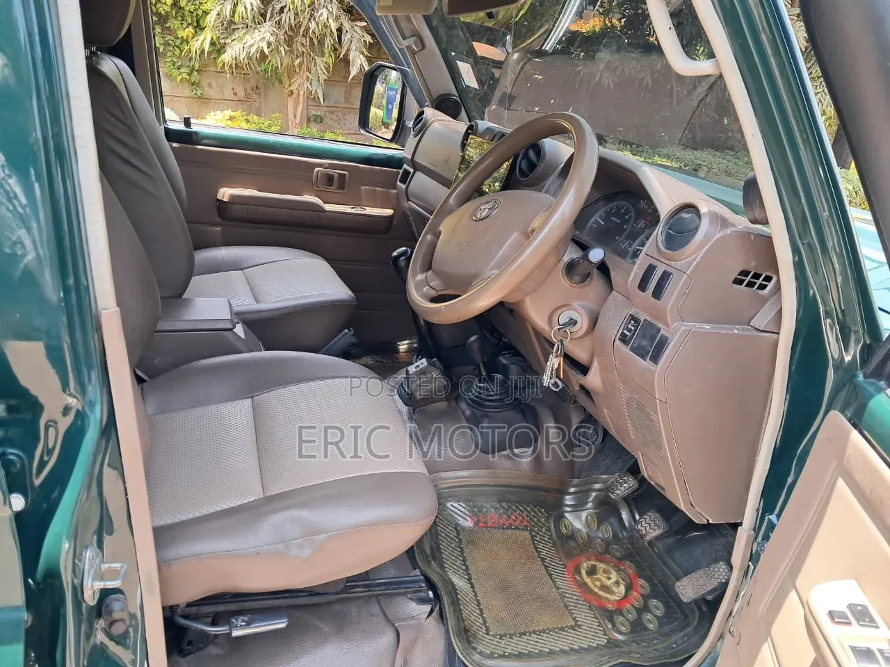 Toyota Land Cruiser 2014 Green
