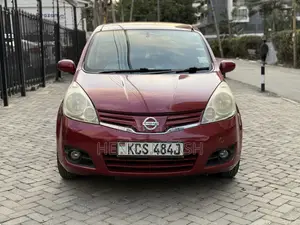 Nissan Note 2012 Red