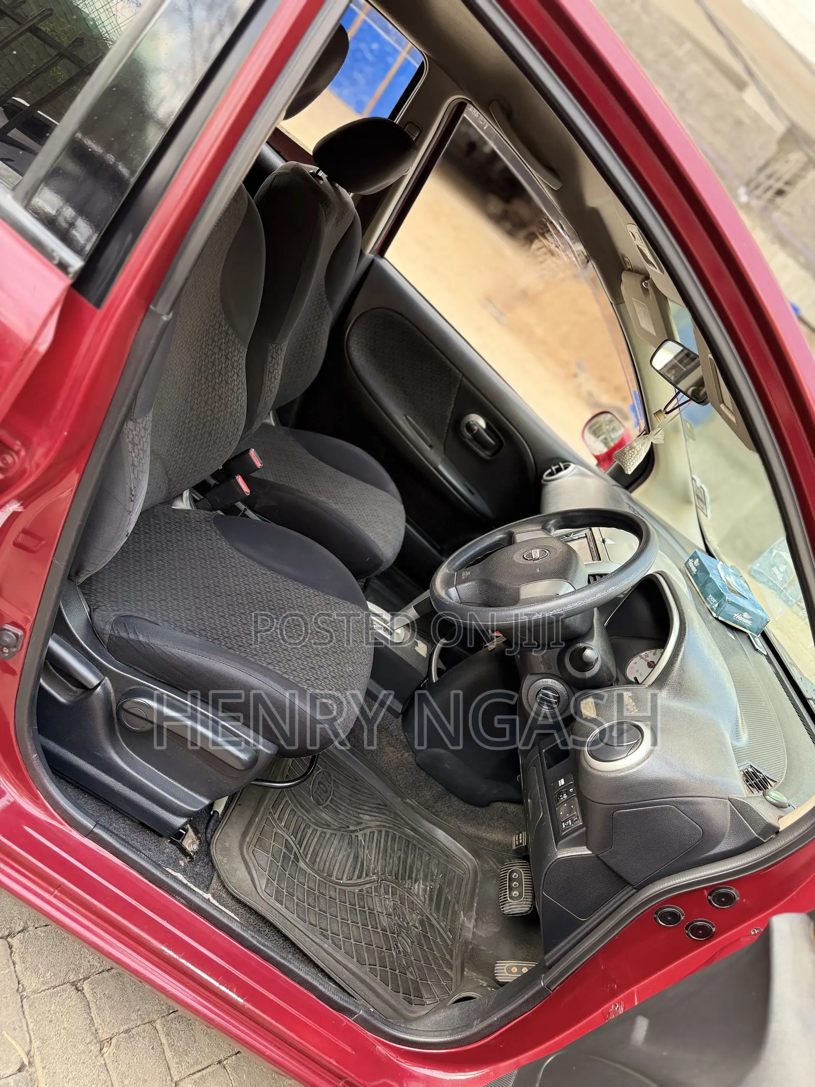 Nissan Note 2012 Red