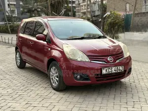 Nissan Note 2012 Red