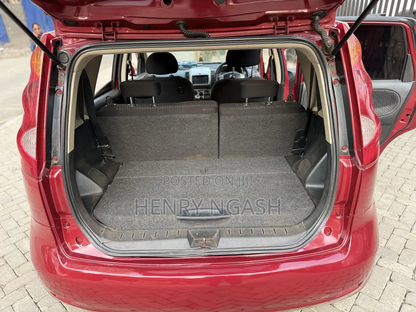 Nissan Note 2012 Red