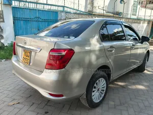 Toyota Axio 1.5 X 2WD 2015 Gold