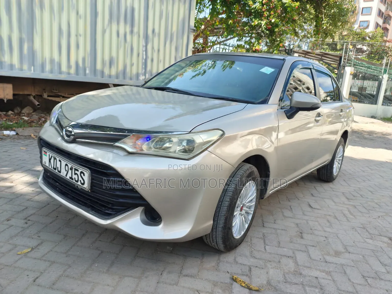 Toyota Axio 1.5 X 2WD 2015 Gold