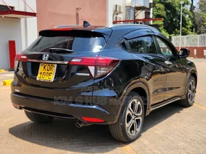Honda Vezel 1.5 Hybrid 4WD 2018 Black