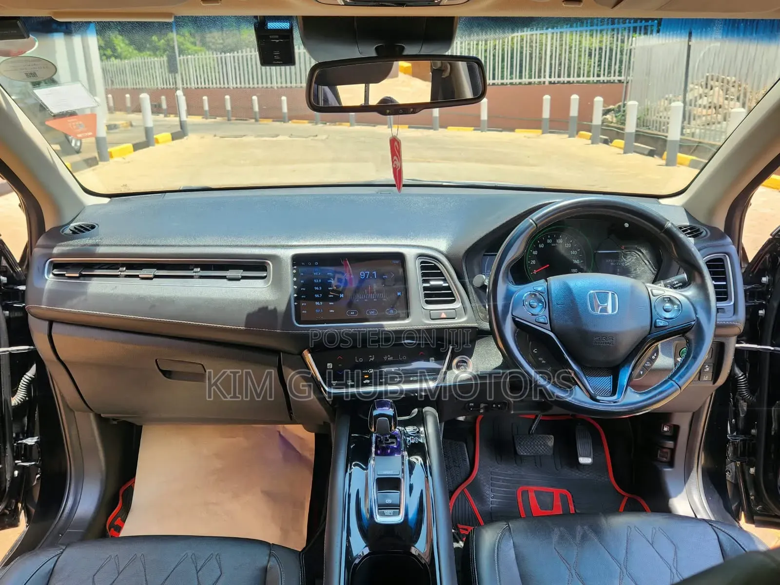 Honda Vezel 1.5 Hybrid 4WD 2018 Black