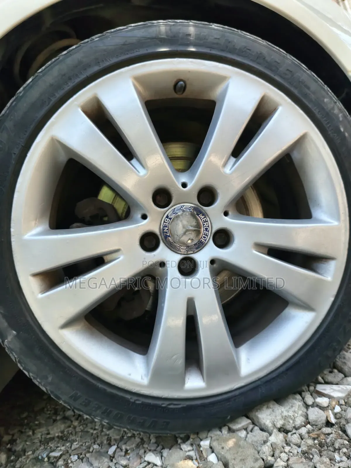 Mercedes-Benz C200 2011 White