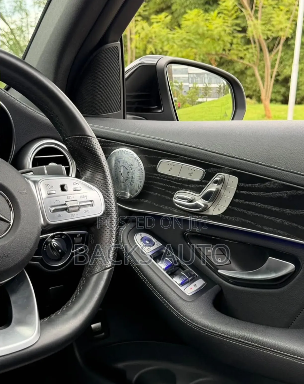 Mercedes-Benz GLC-Class 2021