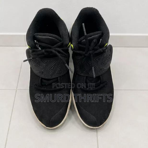Kyrie Flytrap 3