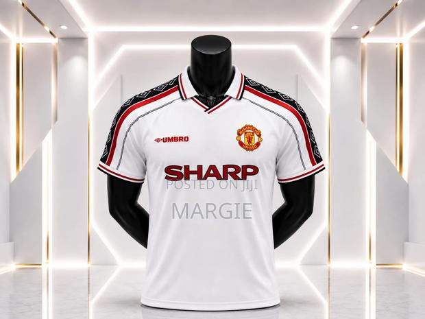 Sharp Manchester United Old School White - thumbnail 2