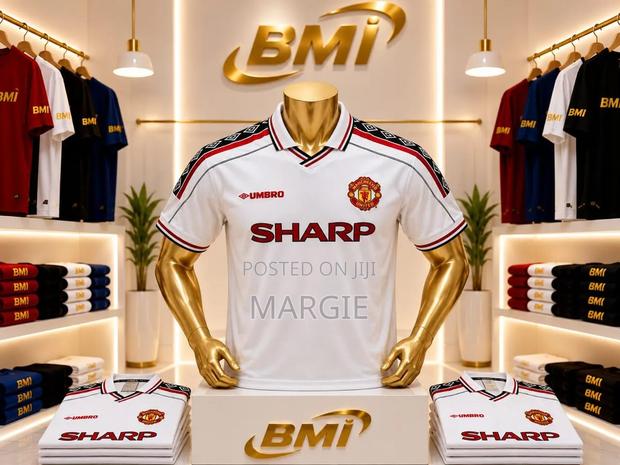 Sharp Manchester United Old School White