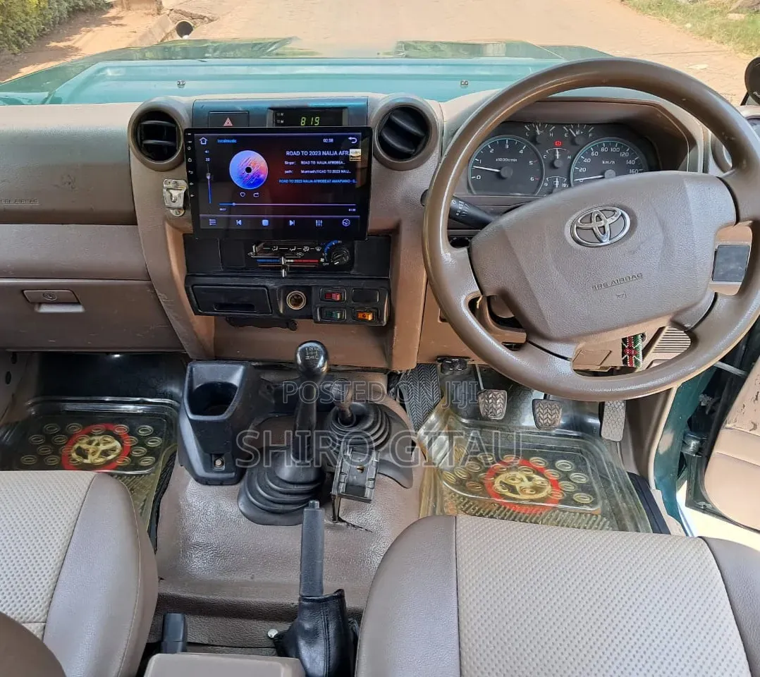 Toyota Land Cruiser 2014 Green