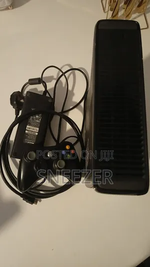 Xbox 360 Slim (Modded) + 30+ Games Full Setup