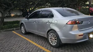 Mitsubishi Galant 2015 Silver