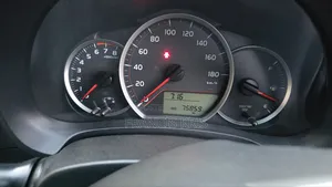 Toyota Vitz 2011 Silver