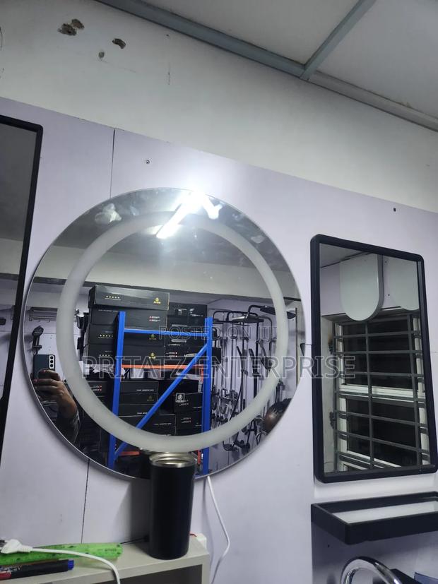 LED Mirror - thumbnail 2