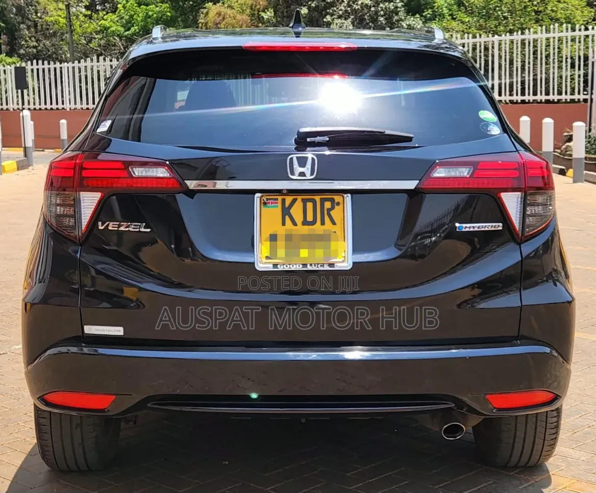 Honda Vezel 1.5 Hybrid 2WD 2018 Black