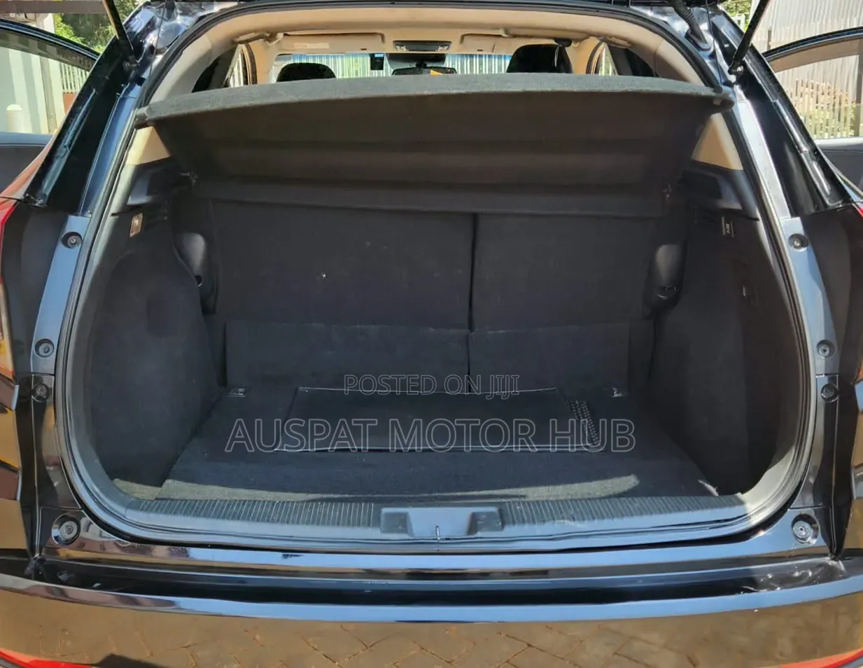 Honda Vezel 1.5 Hybrid 2WD 2018 Black