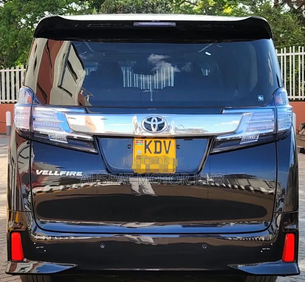 Toyota Vellfire 2018 Black
